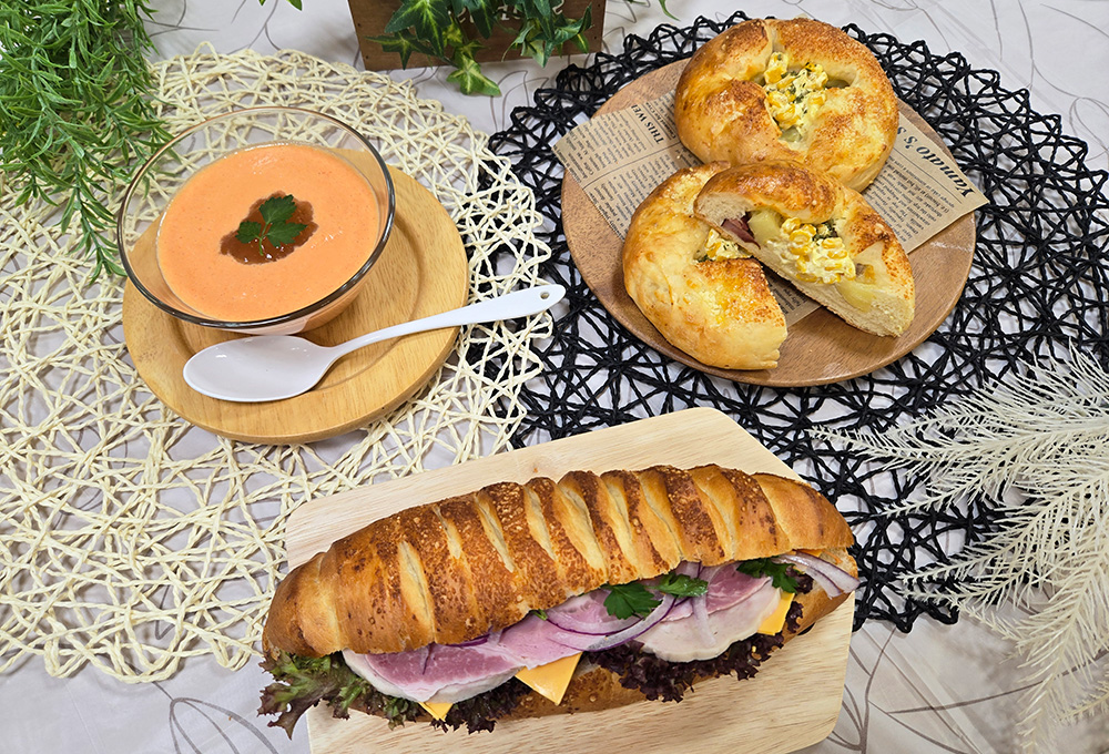 手作りパンレッスン・チーズ香る夏のパン教室